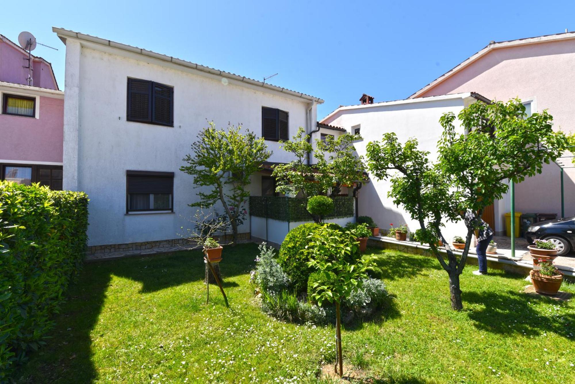 Apartments Nevina 1230 Pula Buitenkant foto